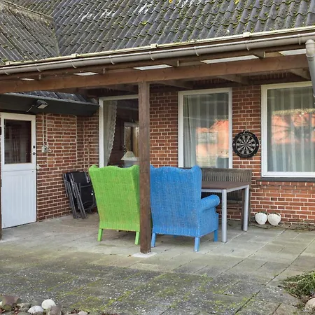 Four-bedroom In Dom wakacyjny Nordenbro Vesteregn