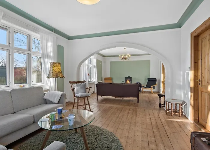 Feriehus Four-bedroom In Nordenbro Vesteregn