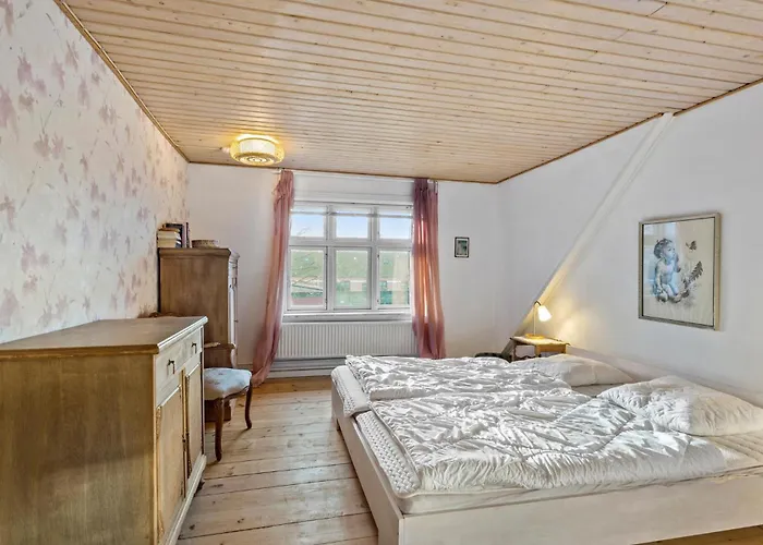 Four-bedroom In Feriehus *